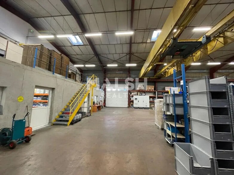 Bureau dans Messimy à louer - Photo intérieure – Image 3 sur 10