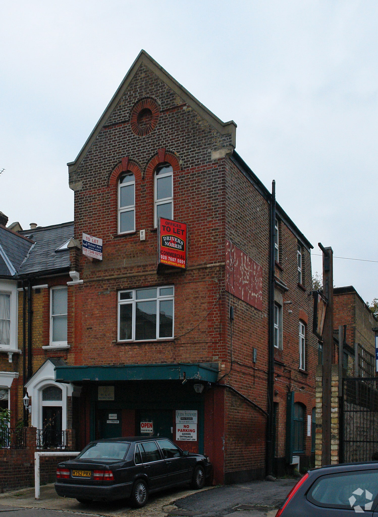 2 Bouverie Rd, Londres à louer Photo principale– Image 1 sur 5