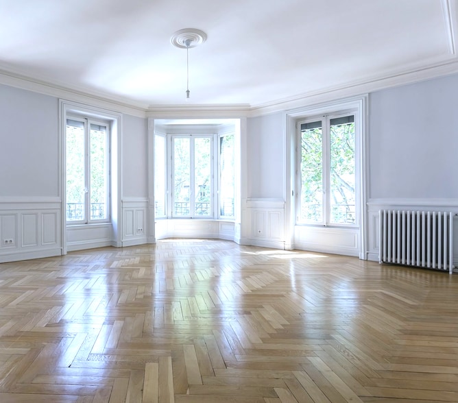 34 Rue De Penthièvre, Paris à louer - Photo principale – Image 1 sur 5