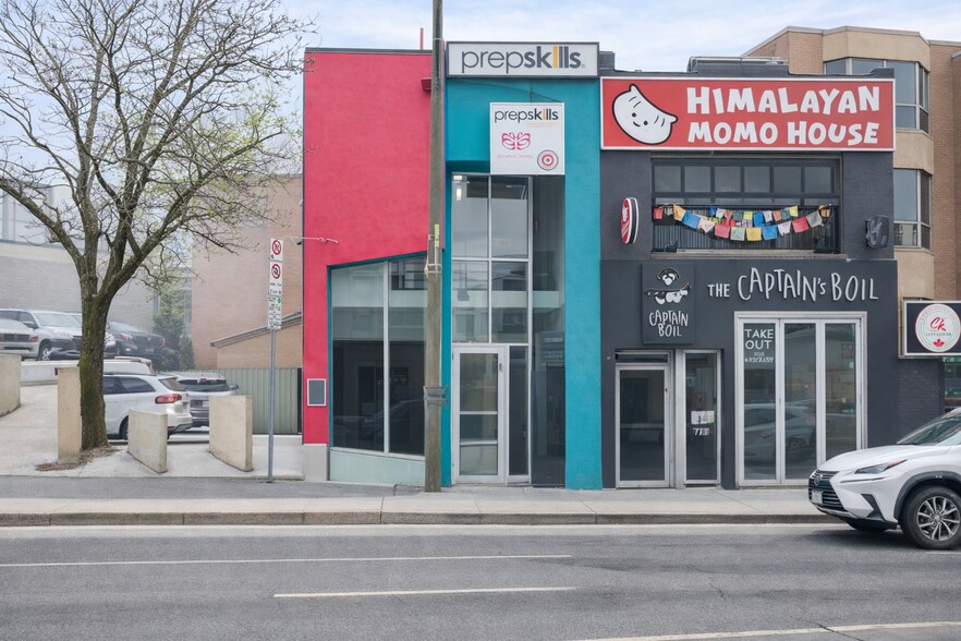 2657 Yonge St, Toronto, ON à louer - Photo de l’immeuble – Image 2 sur 6