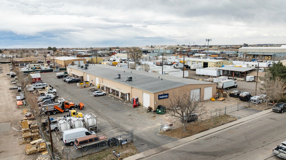 7005-7011 E 53rd Pl, Commerce City, CO à louer - Photo de l’immeuble – Image 1 sur 14