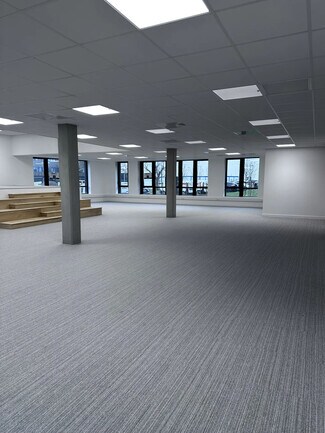 Plus de détails pour Bureau à louer