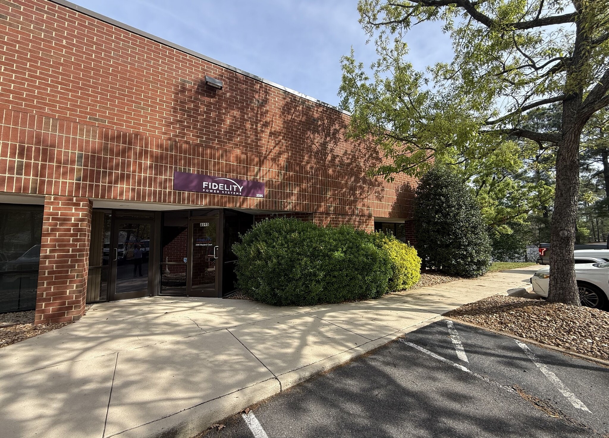 3595 Mayland Ct, Richmond, VA à louer Photo de l’immeuble– Image 1 sur 3