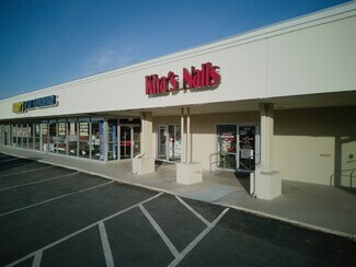 Plus de détails pour 600-612 E Main St, Uvalde, TX - Local commercial, Local d'activités à louer