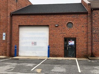 Plus de détails pour 4411-4415 Southern Business Park Dr, White Plains, MD - Local d'activités à louer