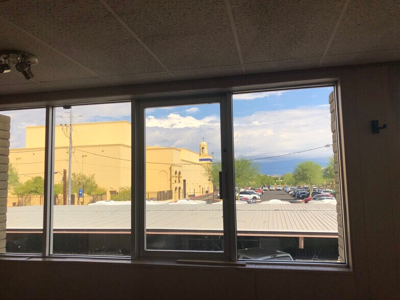 4614 N 7th St, Phoenix, AZ à louer - Photo de l’immeuble – Image 3 sur 8