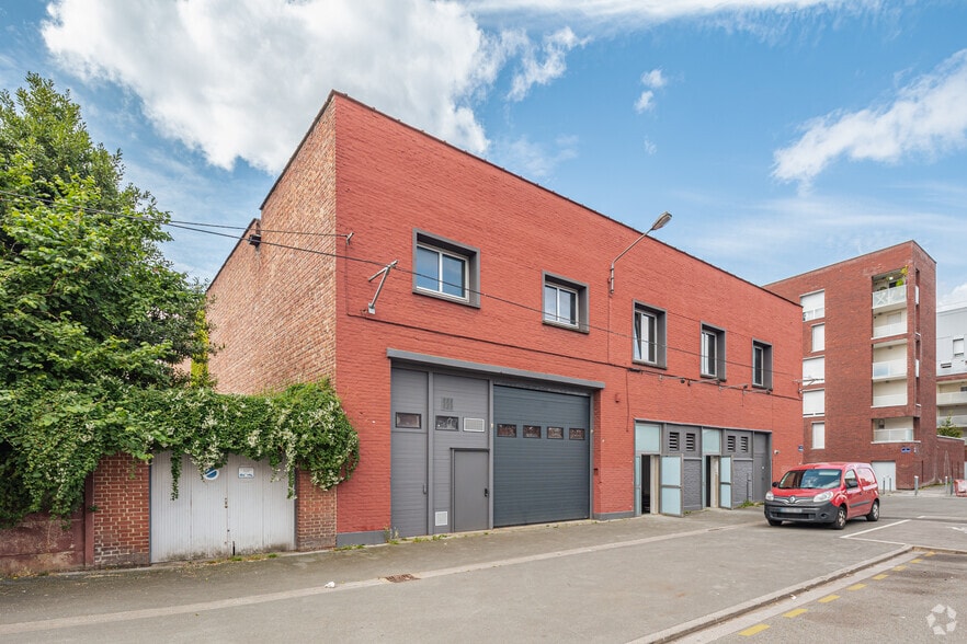 72 Rue Gutenberg, Lille à louer - Photo de l’immeuble – Image 2 sur 11