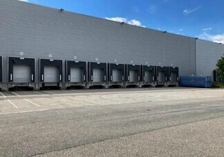 Plus de détails pour Industriel/Logistique à louer