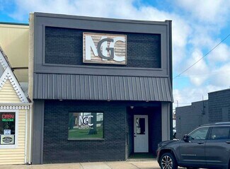 Plus de détails pour 108 E Washington St, Monroe, IA - Local d’activités à vendre