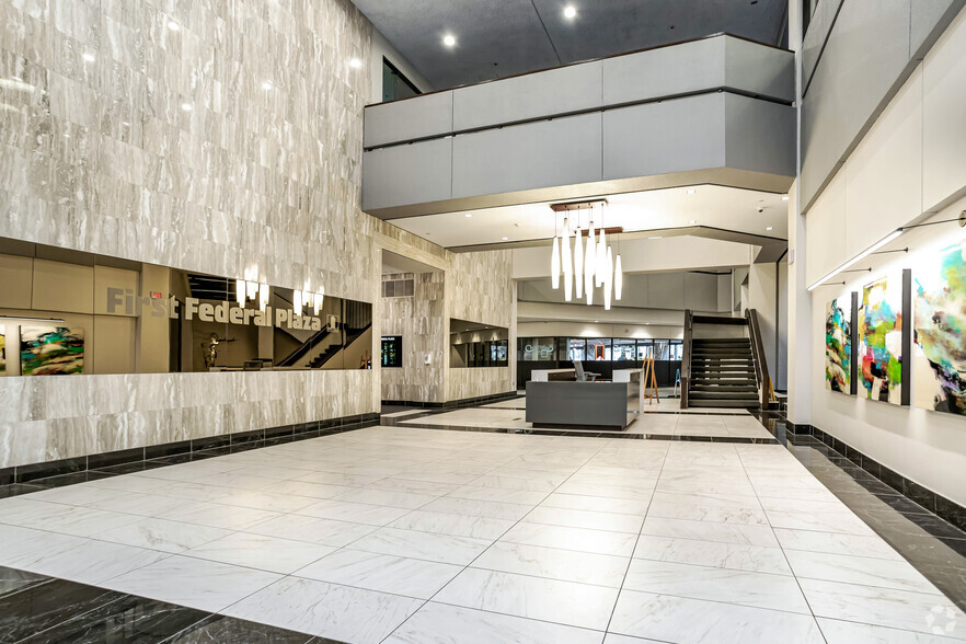 26-28 E Main St, Rochester, NY à louer - Hall d’entrée – Image 2 sur 20