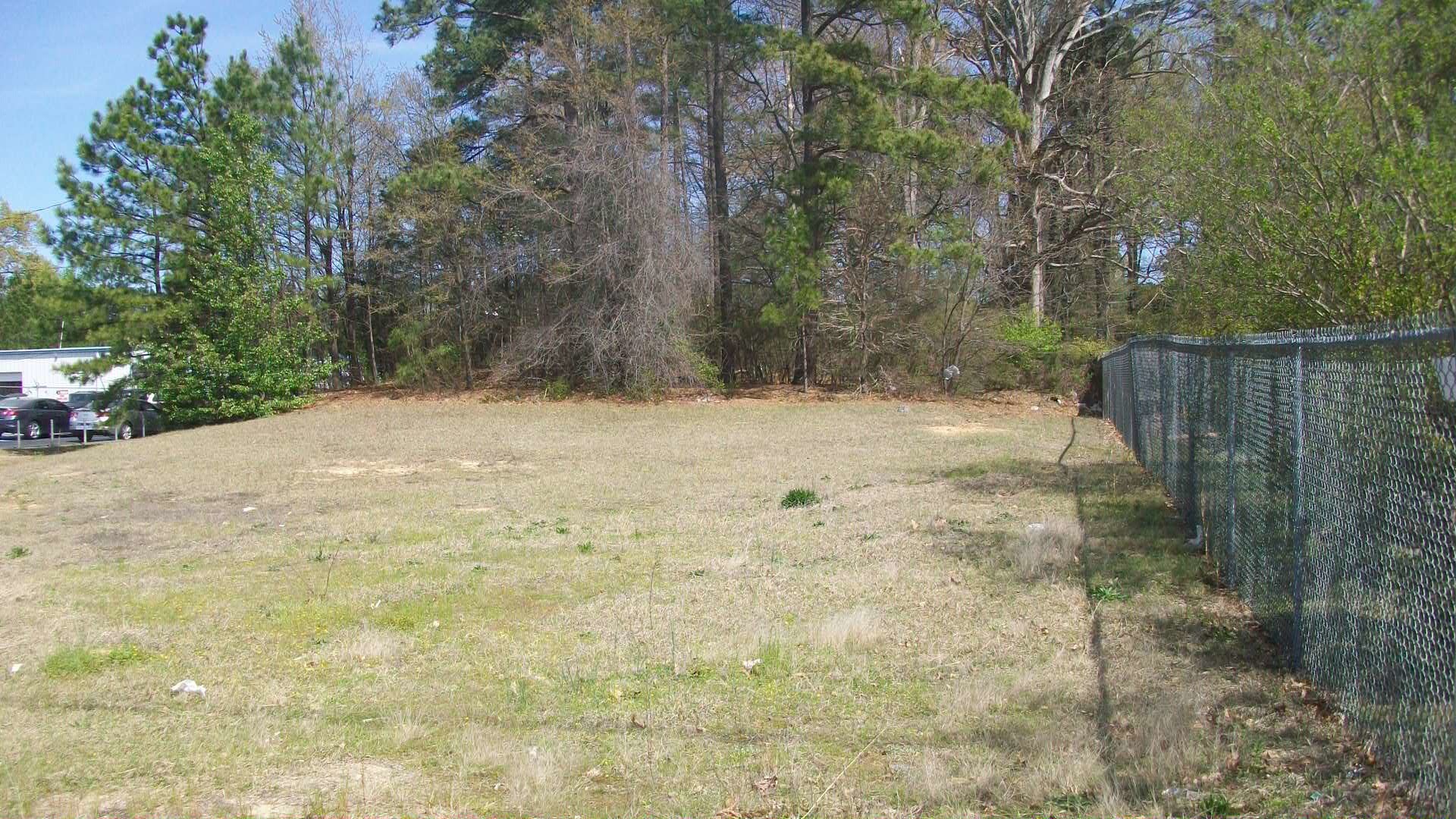 PAMALEE Dr, Fayetteville, NC à vendre Autre– Image 1 sur 3