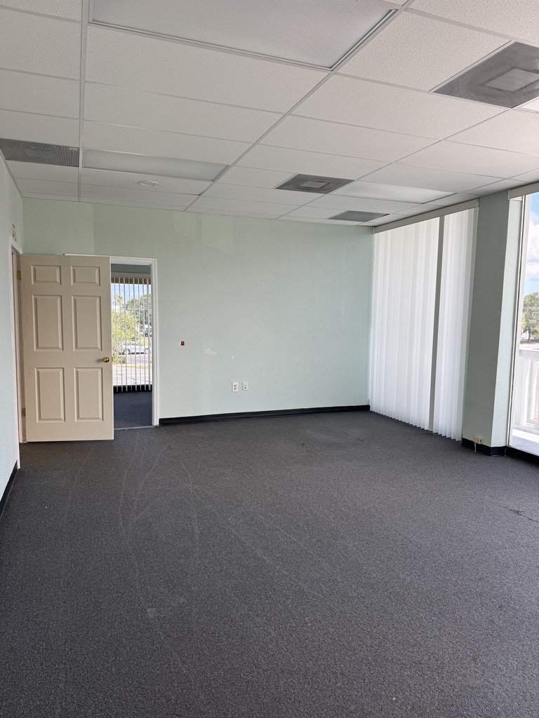 3880 S Washington Ave, Titusville, FL à louer Photo intérieure– Image 1 sur 5