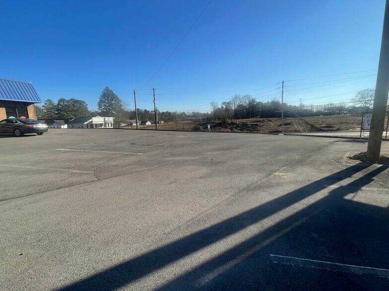 2600 E Walnut Ave, Dalton, GA à louer - Photo de l’immeuble – Image 2 sur 2