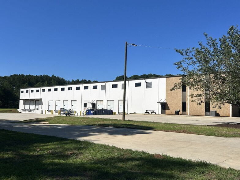 82 Galilee Church Rd, Jefferson, GA à louer - Photo de l’immeuble – Image 3 sur 5