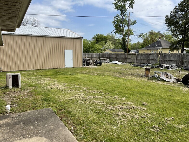 1425 S Locust St, Centralia, IL à vendre - Photo de l’immeuble – Image 3 sur 18