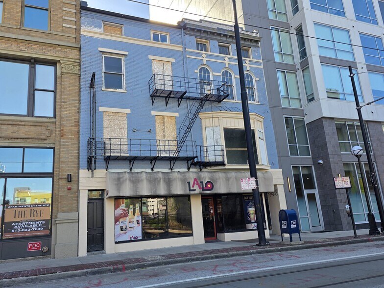 707-709 Main St, Cincinnati, OH à vendre - Photo de l’immeuble – Image 2 sur 10