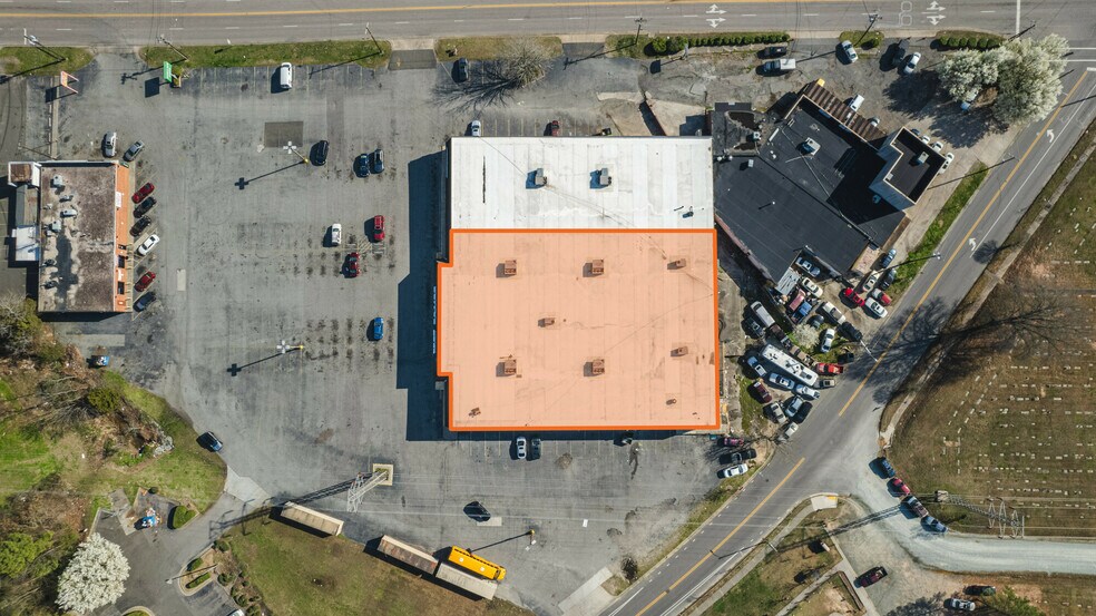 819-923 N Miami Blvd, Durham, NC à louer - Photo de l’immeuble – Image 3 sur 9