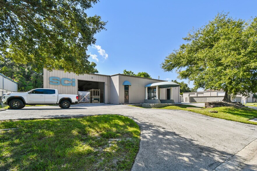 1049-1053 Harbor Lake Drive, Safety Harbor, FL à vendre - Photo de l’immeuble – Image 2 sur 45