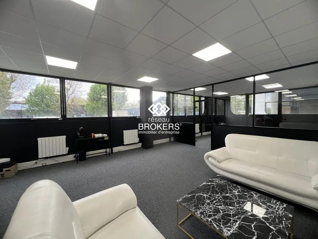 Bureau dans Villebon-sur-Yvette à louer Photo intérieure– Image 1 sur 34