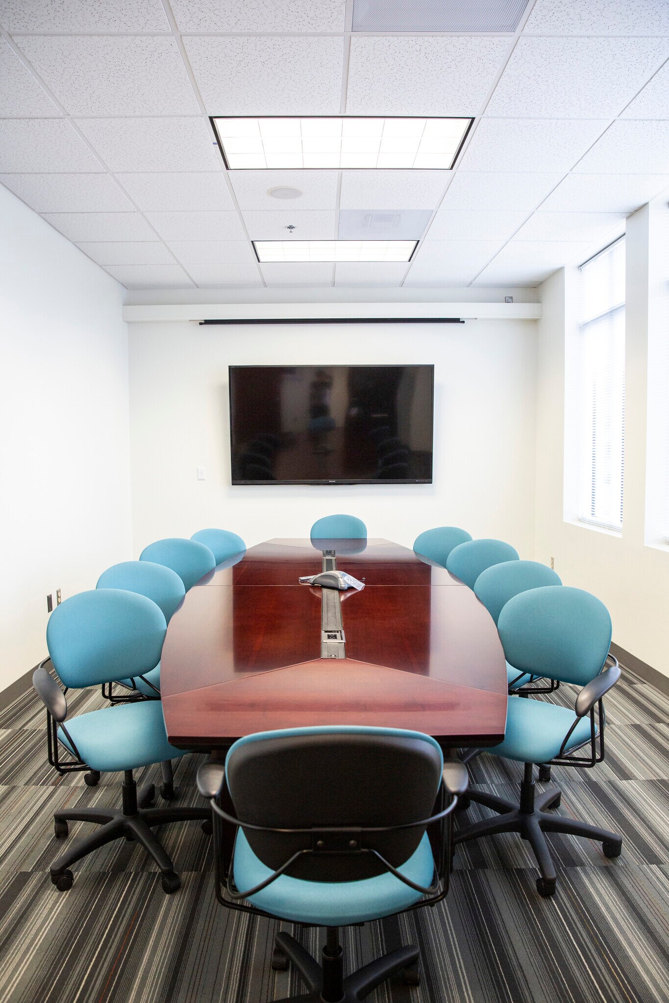 1001 Research Park Blvd, Charlottesville, VA à louer Photo principale– Image 1 sur 11