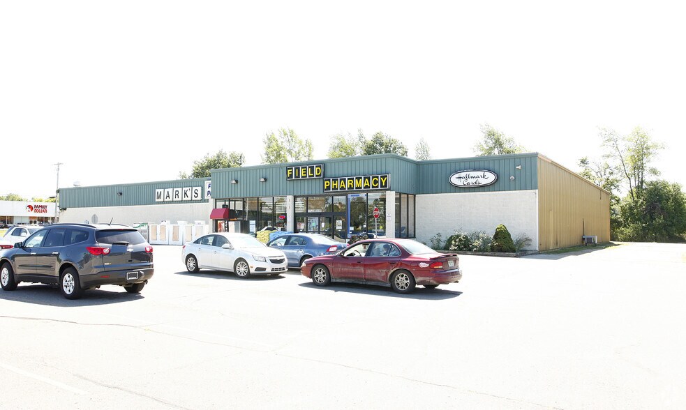 Laingsburg Town Plaza Portfolio portefeuille de 2 biens à vendre sur LoopNet.fr - Photo principale – Image 2 sur 5