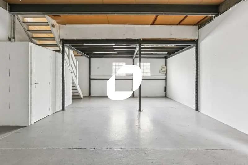 Local d’activités dans Épinay-sur-Orge à louer - Photo de l’immeuble – Image 3 sur 15