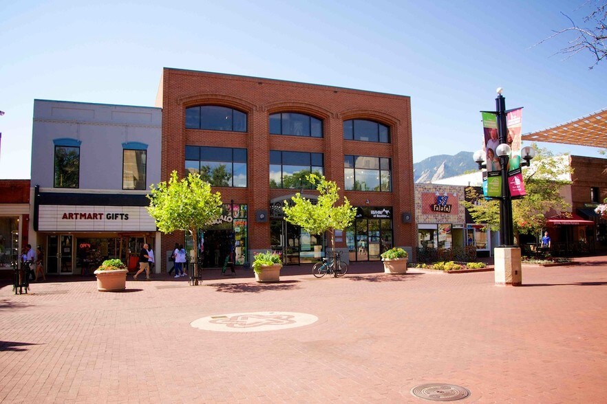 1320 Pearl St, Boulder, CO à louer - Photo principale – Image 1 sur 8