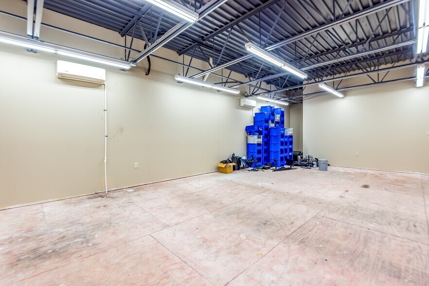 109 Diversified Dr, Villa Ridge, MO à louer - Photo intérieure – Image 3 sur 27