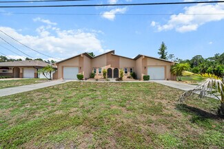Plus de détails pour 1237 SE 24th Ave, Cape Coral, FL - Logement à vendre