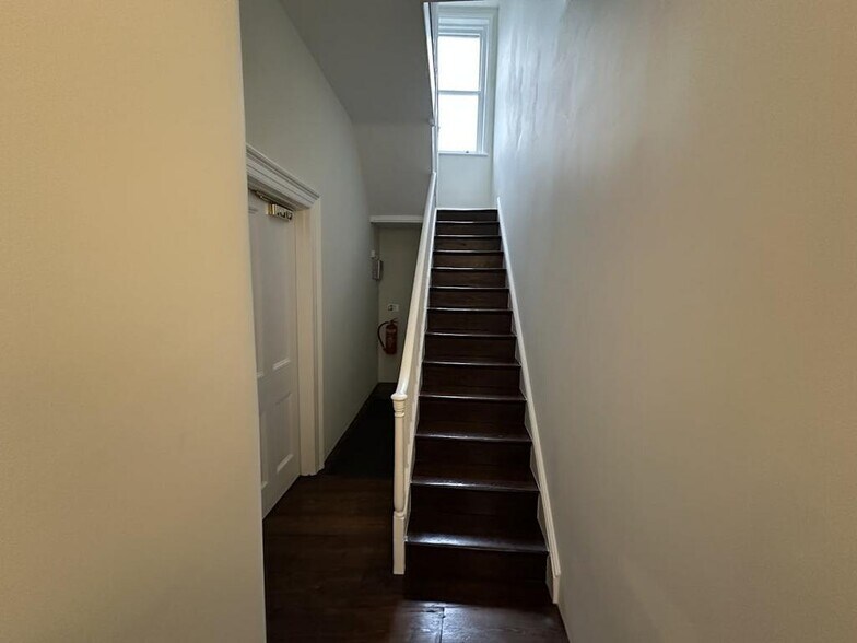 11 Prince Albert St, Brighton à vendre - Photo de l’immeuble – Image 2 sur 13