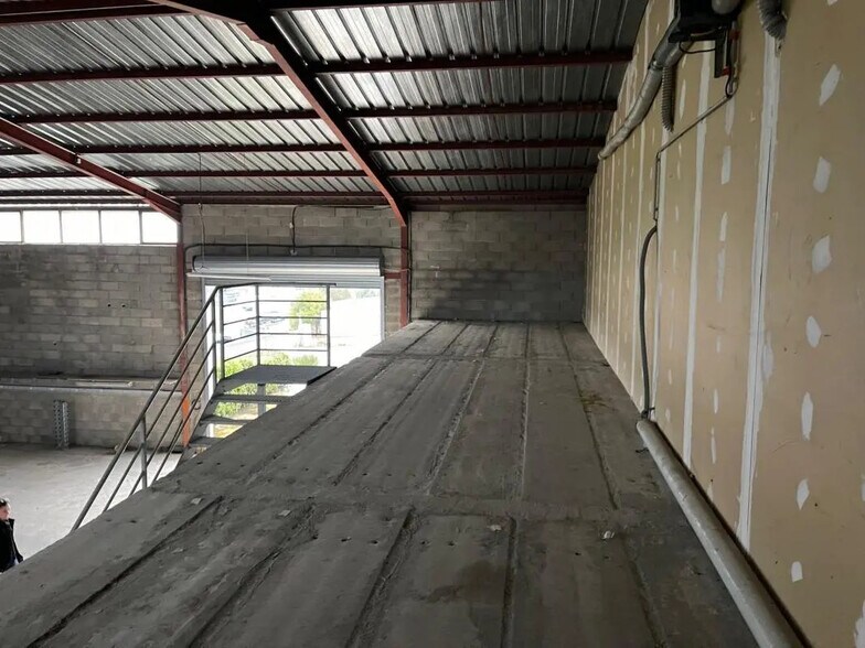 Local d’activités dans Vendargues à louer - Photo intérieure – Image 2 sur 4