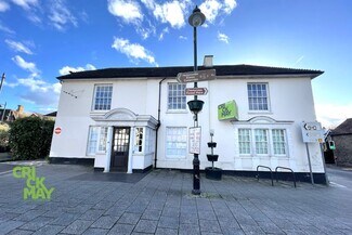 Plus de détails pour 3 The Square, Liphook - Local commercial à louer