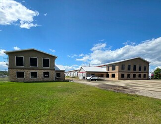 Plus de détails pour Multi-Tenant Industrial Property – Industriel/Logistique à vendre, Whitecourt, AB