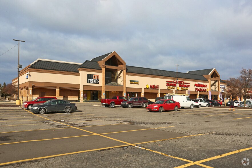 7900-8000 Outer Rd, Detroit, MI à louer - Photo de l’immeuble – Image 1 sur 9