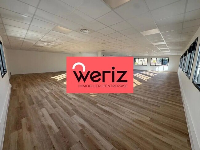 Plus de détails pour Bureau à vendre