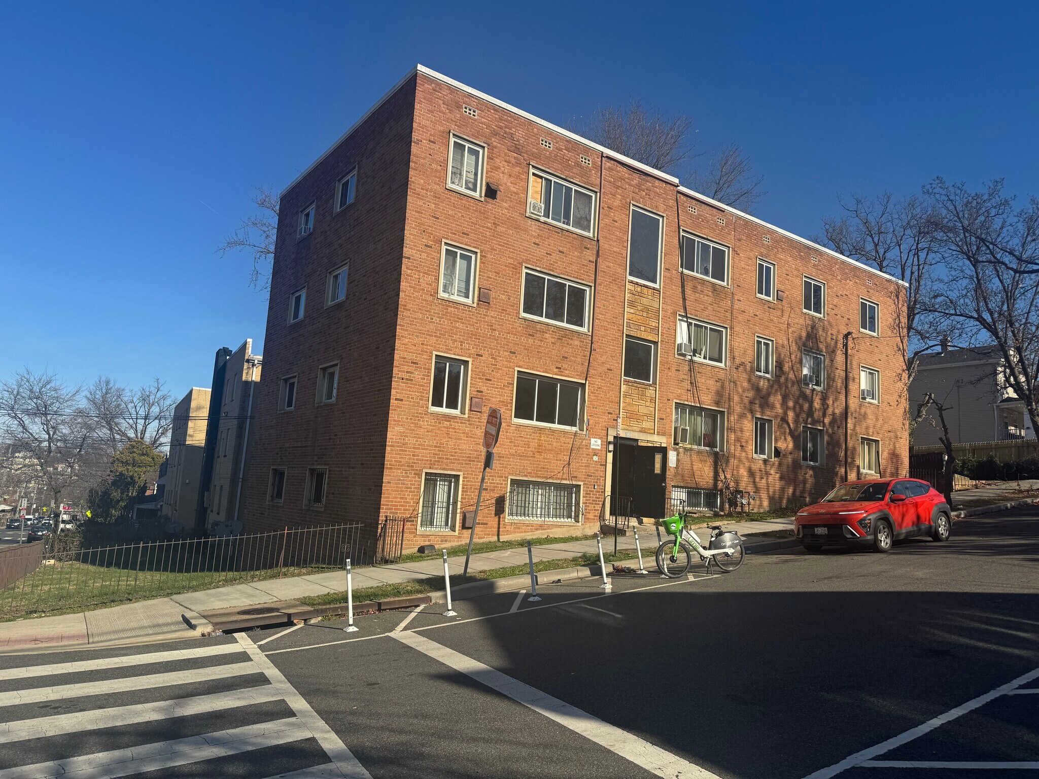 5200 Clay St NE, Washington, DC à vendre Photo principale– Image 1 sur 2