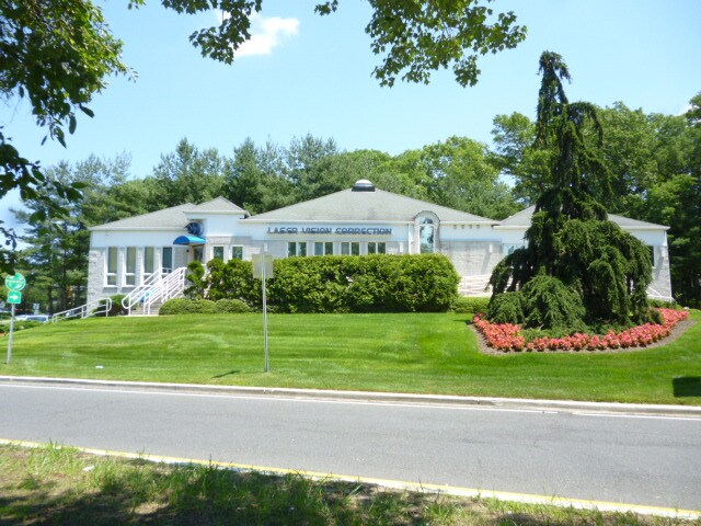 74 N Route 9, Marlboro, NJ à louer - Photo de l’immeuble – Image 2 sur 12