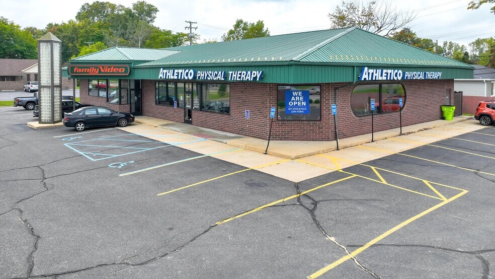 22606-22610 Northline Rd, Taylor, MI à louer - Photo de l’immeuble – Image 3 sur 5