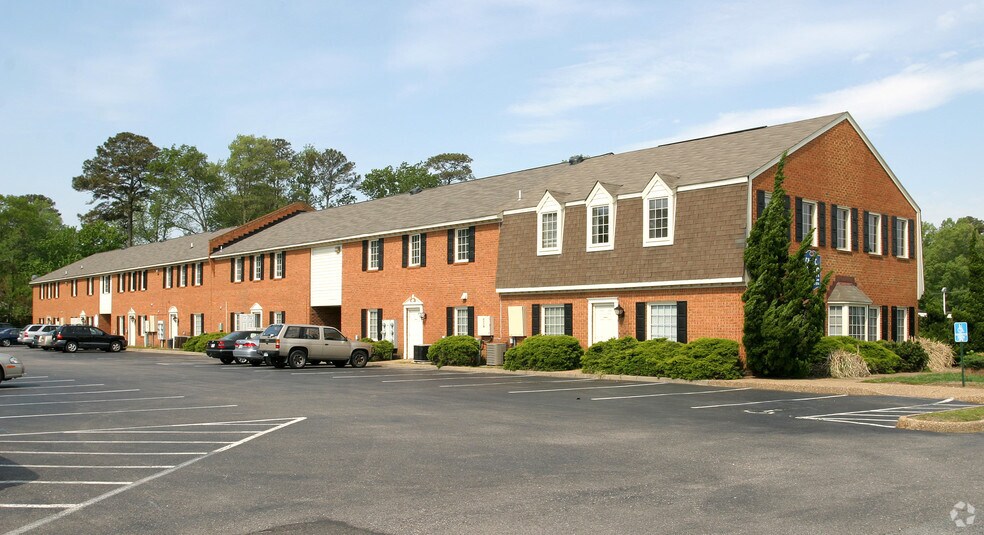 505 S Independence Blvd, Virginia Beach, VA à louer - Photo de l’immeuble – Image 3 sur 6