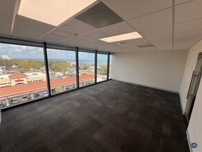 1901 S Harbor City Blvd, Melbourne, FL à louer Photo de l’immeuble– Image 1 sur 2