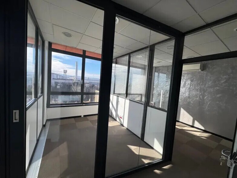 Bureau dans Saint-Étienne à vendre - Photo intérieure – Image 2 sur 5