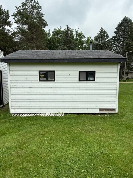 106 N Shore Dr, Elysian, MN à vendre - Photo de l’immeuble – Image 3 sur 8