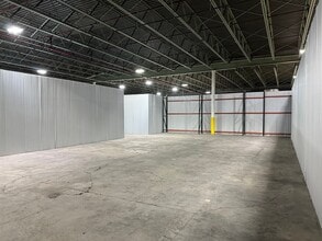 567-575 N Midland Ave, Saddle Brook, NJ à louer Photo intérieure– Image 1 sur 4