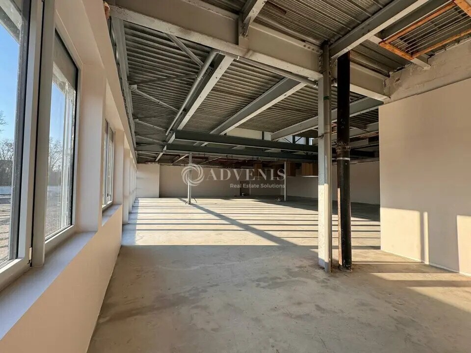 Bureau dans Golbey à louer Photo de l’immeuble– Image 1 sur 10