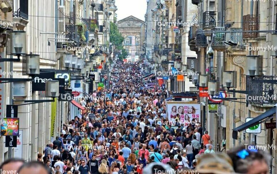 Local commercial dans Bordeaux à vendre Photo de l’immeuble– Image 1 sur 2