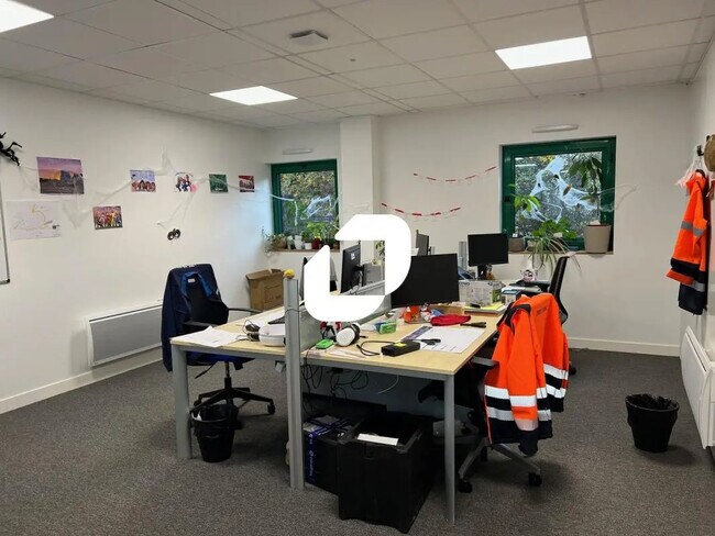 Plus de détails pour Impasse Gabriel Voisin, Vigneux-de-Bretagne - Bureau à vendre