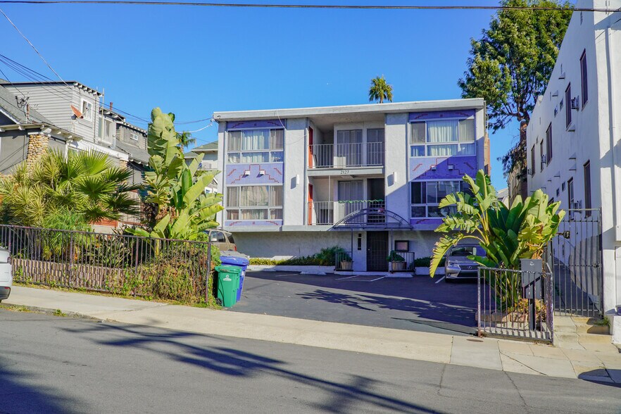 2127 Front St, San Diego, CA à vendre - Photo de l’immeuble – Image 2 sur 8