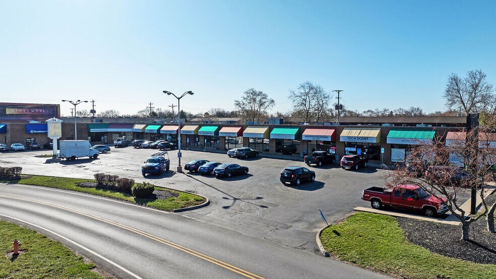 1995-2019 E Dublin Granville Rd, Columbus, OH à louer - Photo de l’immeuble – Image 3 sur 22