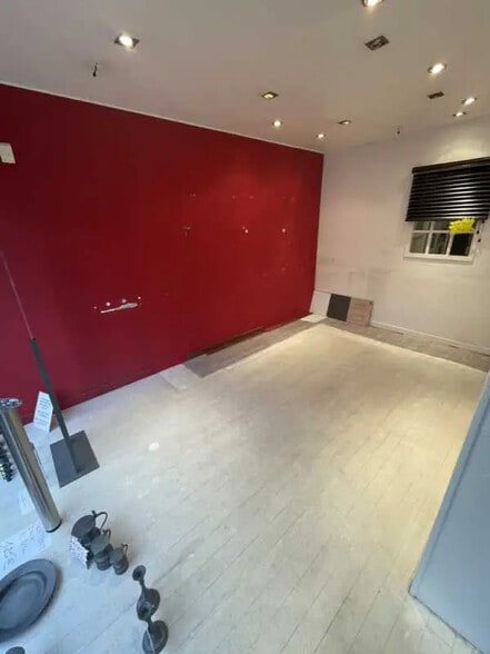 Local commercial dans Rouen à vendre - Photo intérieure – Image 2 sur 6