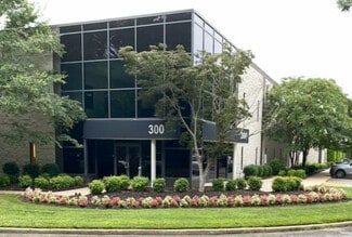 Plus de détails pour 300-344 McLaws Cir, Williamsburg, VA - Bureau, Industriel/Logistique à louer